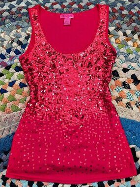 Demanding by Say What? Red sequin tank top with a scoop neckline. Size: L